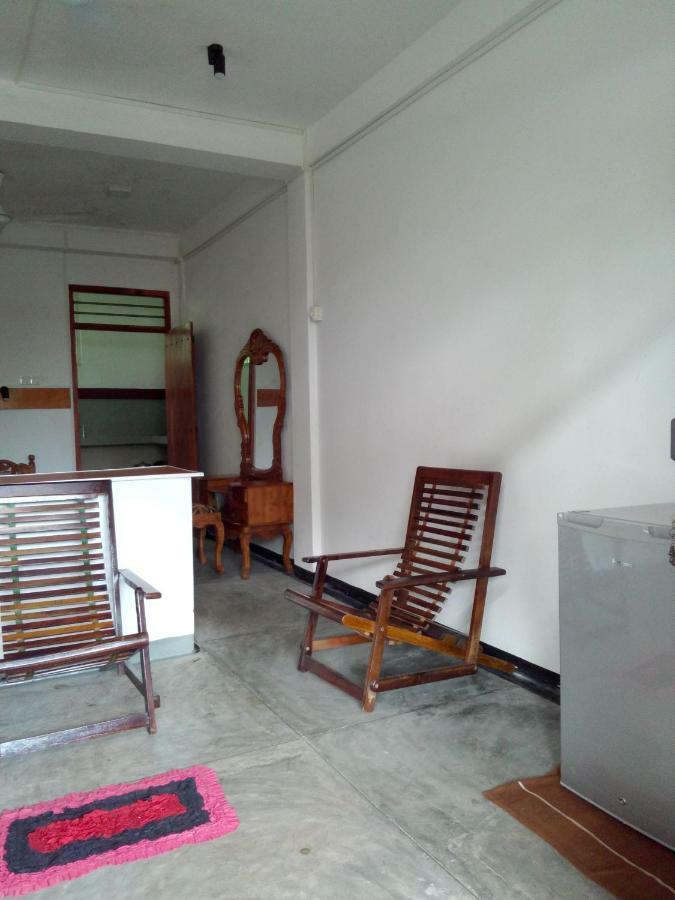 Villa Maleena Hikkaduwa Exterior photo